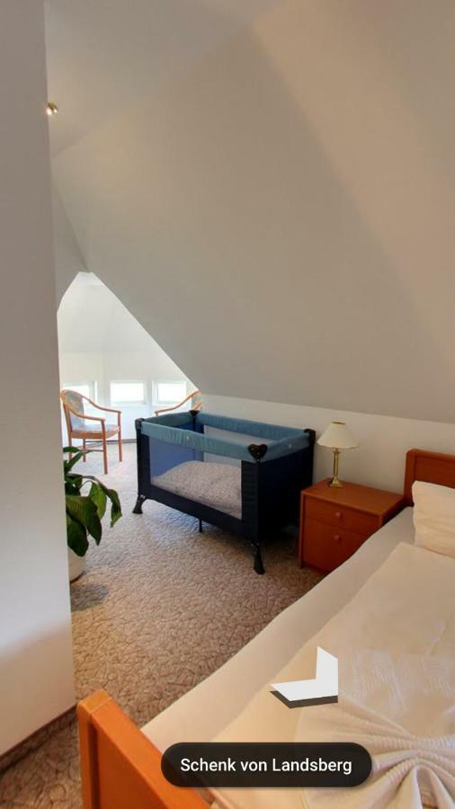 Hotel & Restaurant Schenk Von Landsberg ทอยพิทซ์ ภายนอก รูปภาพ